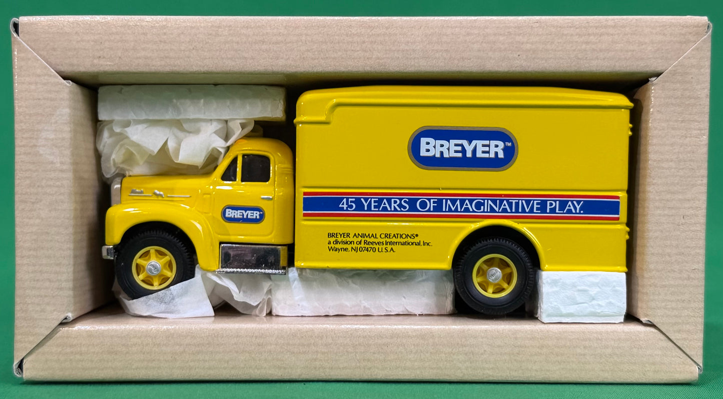 Corgi Classics #98453 Breyer Mack Van