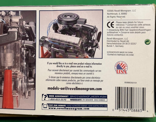 Revell-Monogram Visible V-8 Engine model kit #85-8883