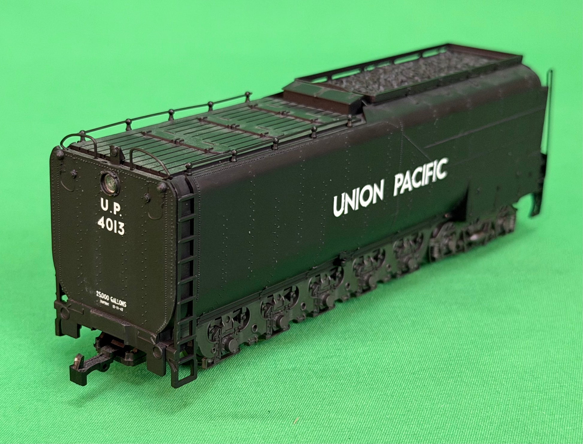 Rivarossi HO 4-8-8-4 Big Boy #4013 Union Pacific Tender