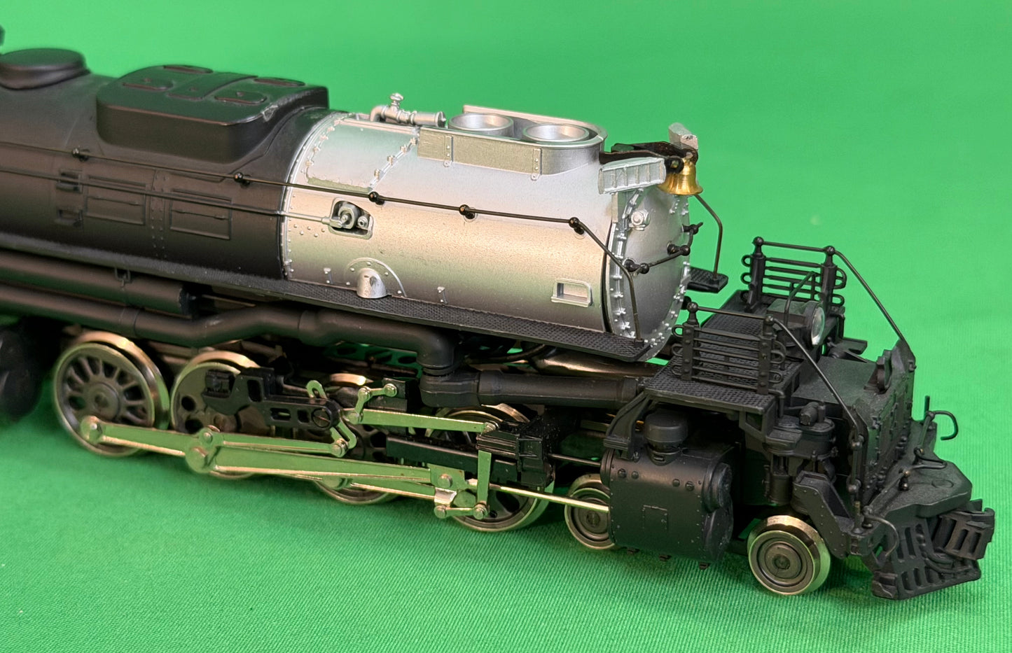 Rivarossi HO 4-8-8-4 Big Boy #4013 Union Pacific Locomotive