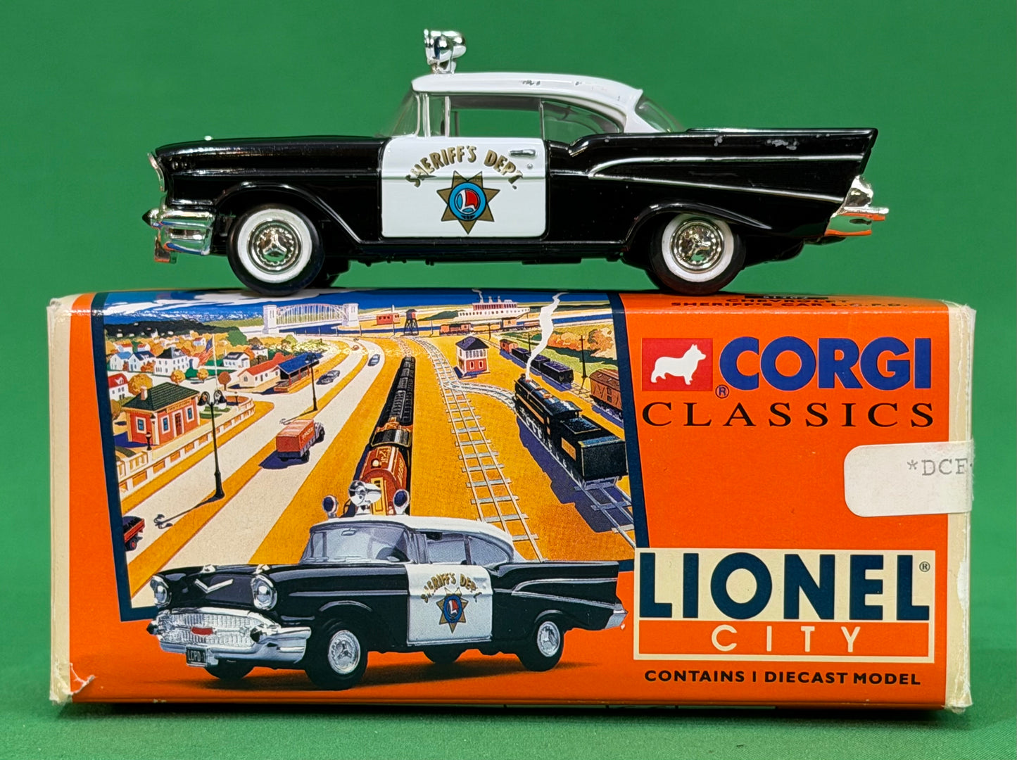 Corgi Classics #51302 Lionel City LCPD 1957 Chevy Bel Air Police Car
