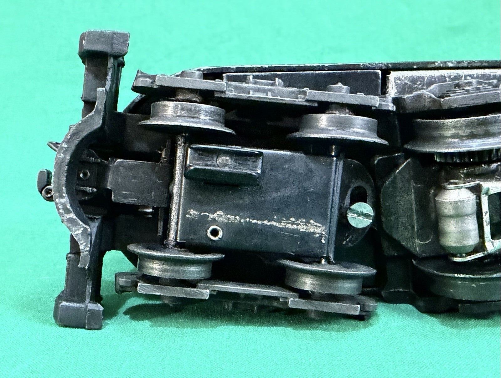 Lionel Postwar O Gauge 2330 Pennsylvania GG-1 Electric Locomotive