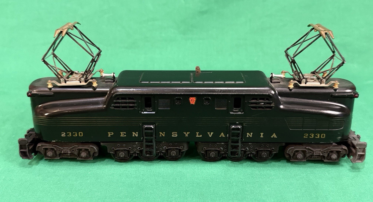 Lionel Postwar O Gauge 2330 Pennsylvania GG-1 Electric Locomotive