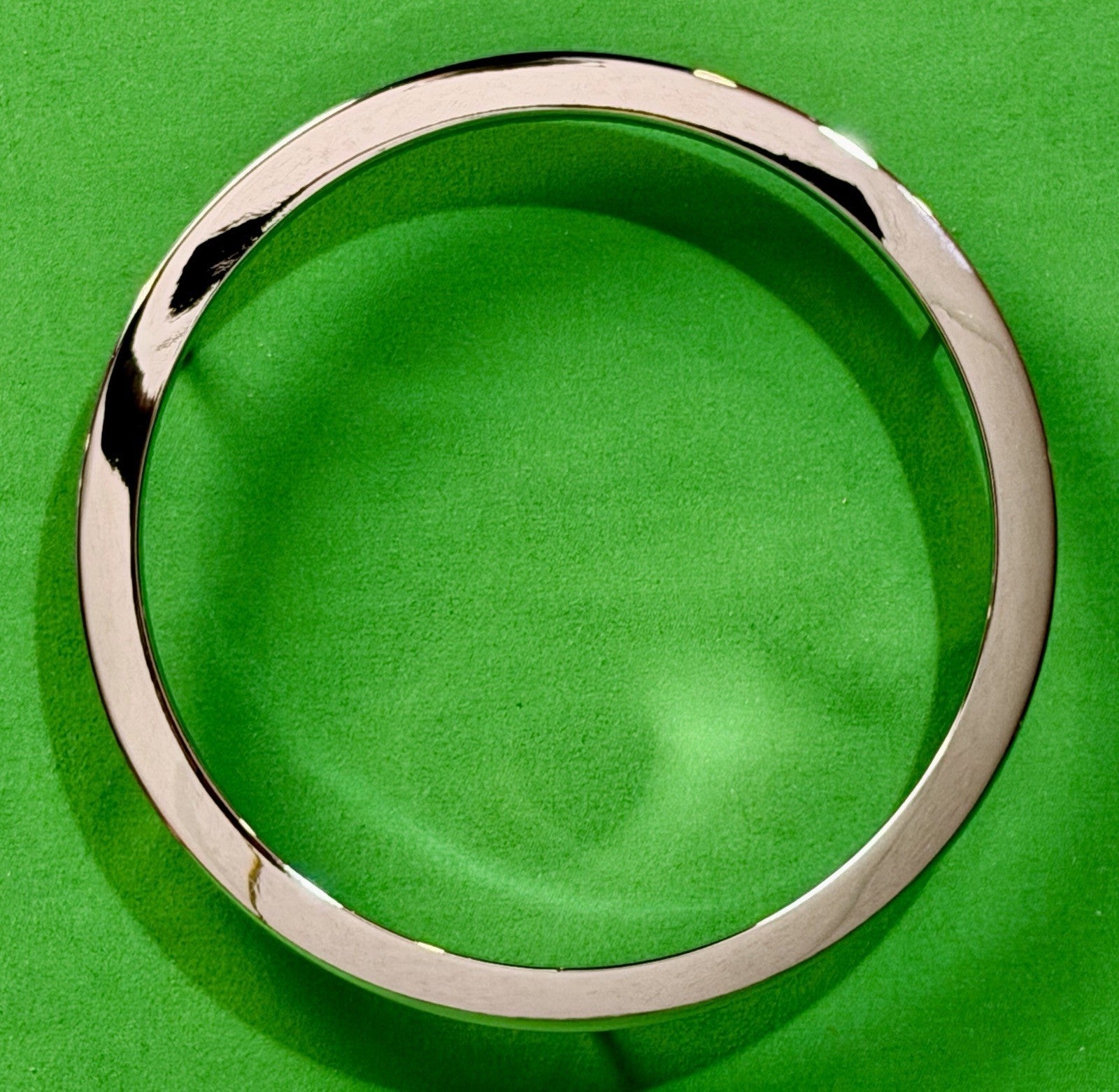 Housing ring for '58-'60 FRONT/'58 '62  REAR CHEVROLET CORVETTE  EMBLEM - 4 PART KIT #3740239-NEW
