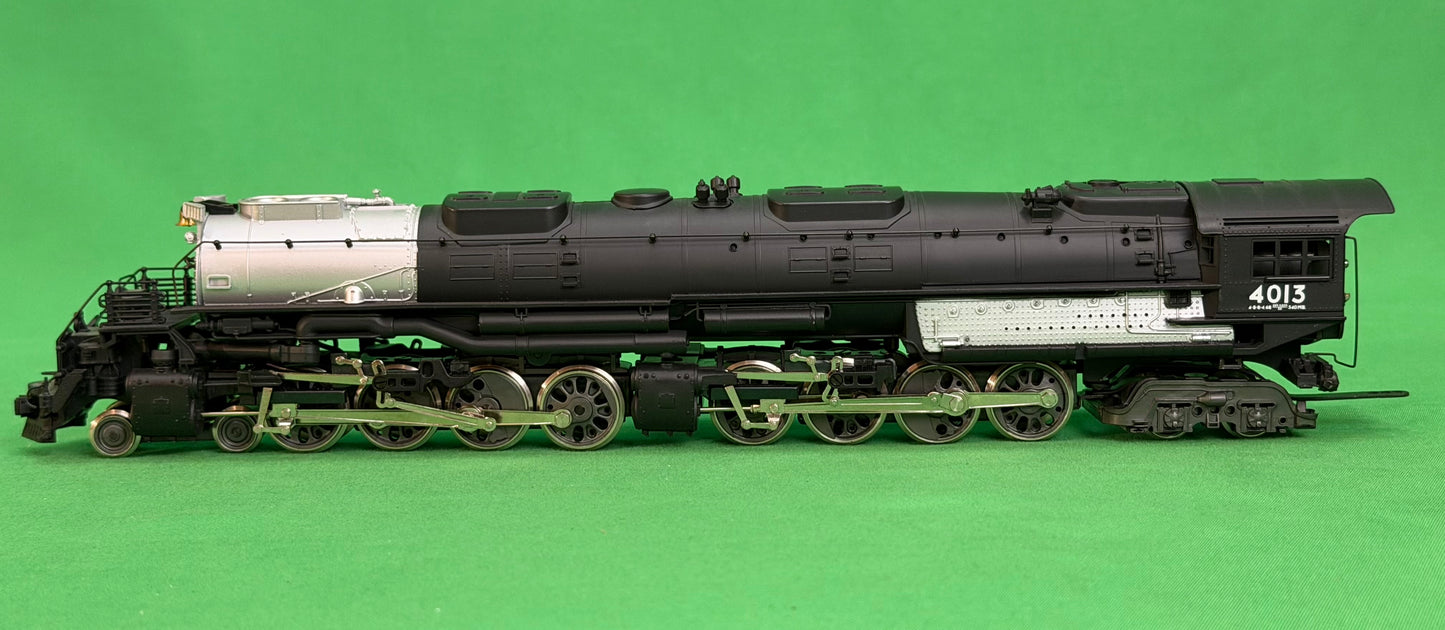 Rivarossi HO 4-8-8-4 Big Boy #4013 Union Pacific Locomotive 