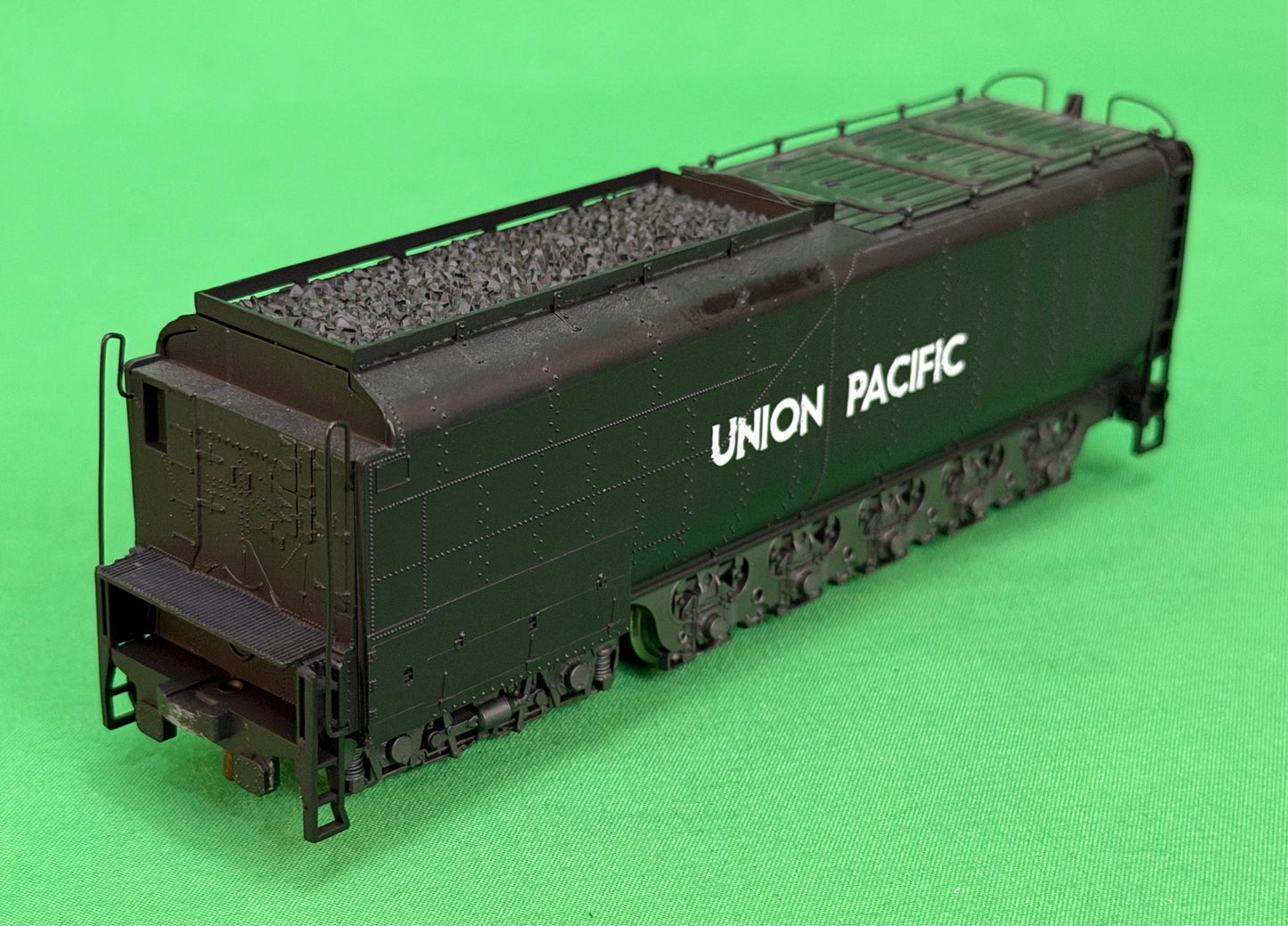 Rivarossi HO 4-8-8-4 Big Boy #4013 Union Pacific Tender