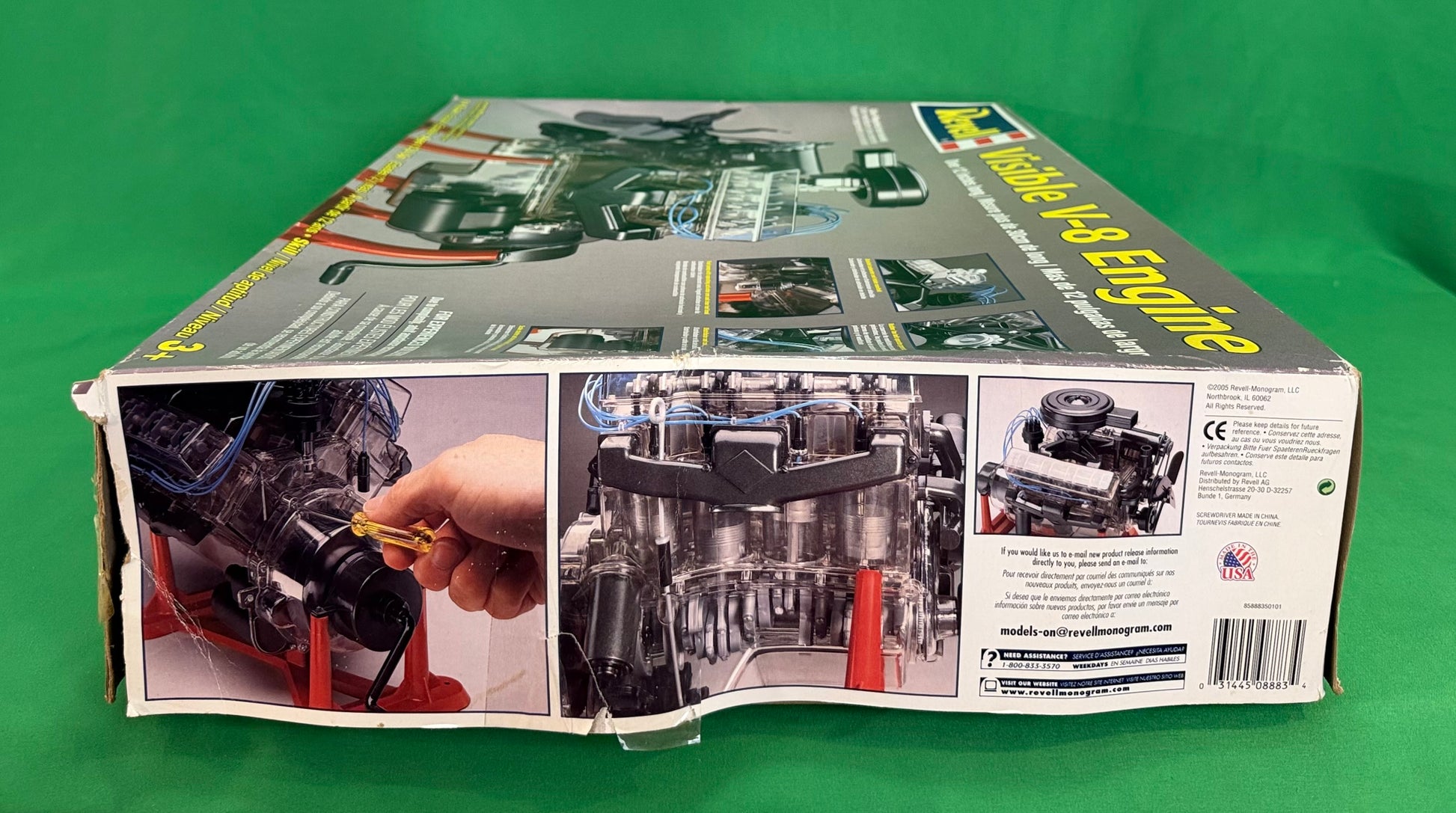 Revell-Monogram Visible V-8 Engine model kit #85-8883