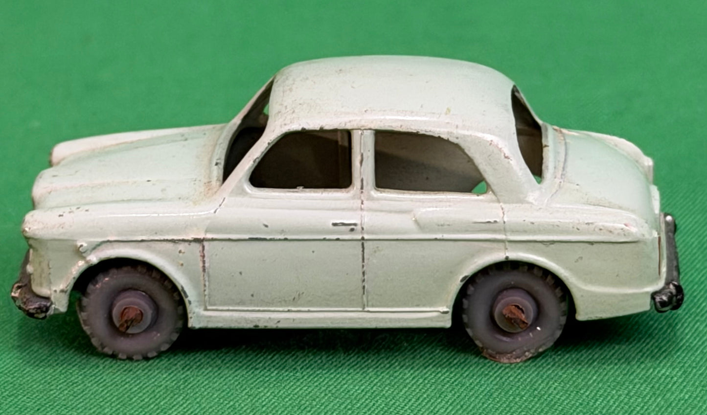 Vintage Lot of 5 Lesney Matchbox + 3 Cast Iron Cars & Trucks Diecast