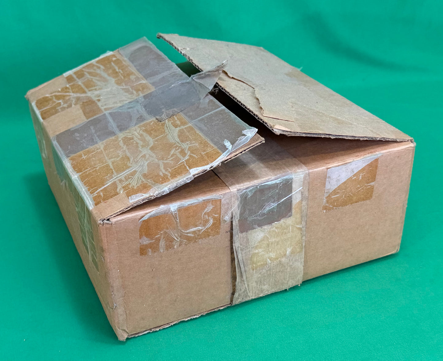 MRC Command 2000 BB3 DCC Model Train Controller Console - New Old Stock HO N G Scale