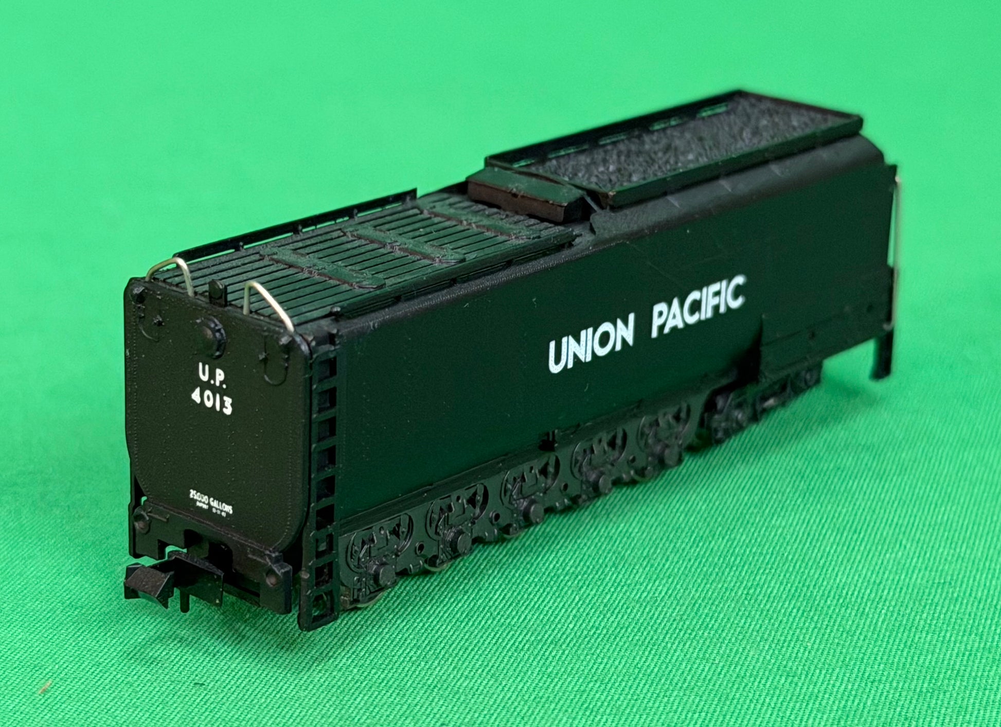 Rivarossi N Gauge Union Pacific 4-8-8-4 Big Boy #4013 Tender
